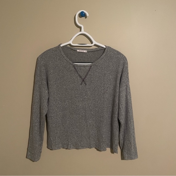 Antistar Long Sleeve V Neck Soft Fabric Top | Gray - Picture 2 of 6